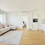 The Eiffel Tower Residence - A Luxurious Apartment With Breathtaking Views Of The Eiffel Tower